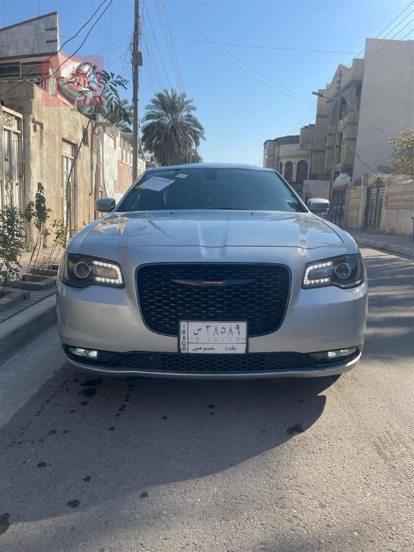 Chrysler for sale in Iraq
